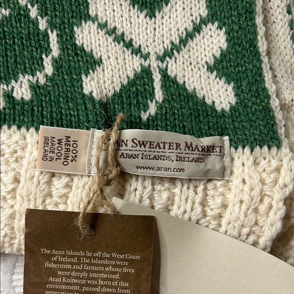 Aran Sweater Company Baby Blanket merino Wool Cozy Cream Cable Knit Throw. NWT - Picture 3 of 12